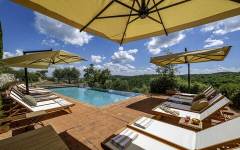 Muricciaglia 14: Eco Hotel, Schwimmbad, Estate, Resort, Sonnenliege, Villa, Landscaping, Ferienort, Gartenmöbel, Hazienda