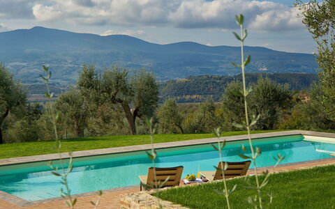 Terra San Raffaele 10+3: Schwimmbad, Gebirge, Eco Hotel, Resort, Landscaping, Hazienda, Grat, Bauernhaus, Villa, Plantage