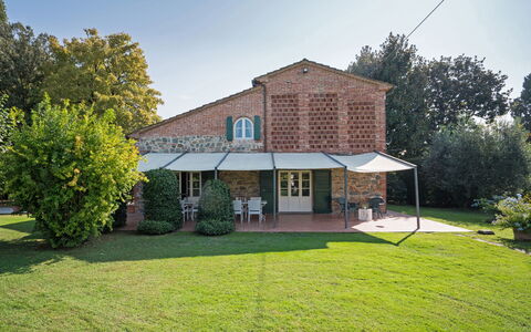 Villa Fontine: Eigentum, Haus, Zuhause, Grundeigentum, Gebäude, Hütte, Estate, Bauernhaus, Grundstueck, Die Architektur