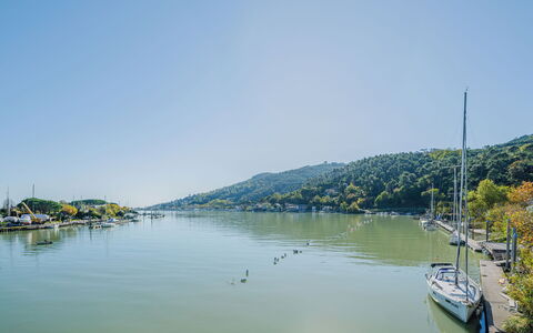 Ameglia 10: Blau, Wasser, Wasservorräte, Gewässer, Wasserweg, Küsten Und Ozeanische Forms, Wasserlauf, Boot, Bank, Watercraft