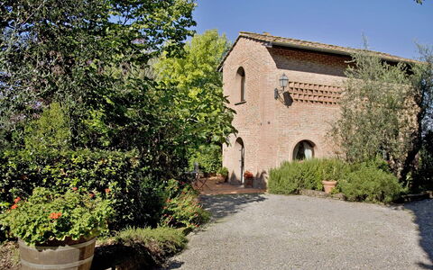 La Capinera: Eigentum, Grundeigentum, Haus, Baum, Gebäude, Botanik, Die Architektur, Estate, Zuhause, Ländliches Gebiet