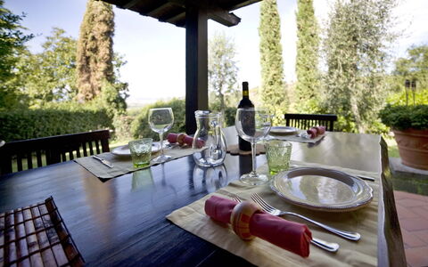 La Capinera: Eigentum, Zimmer, Interior Design, Estate, Haus, Möbel, Gebäude, Tabelle, Zuhause, Deck