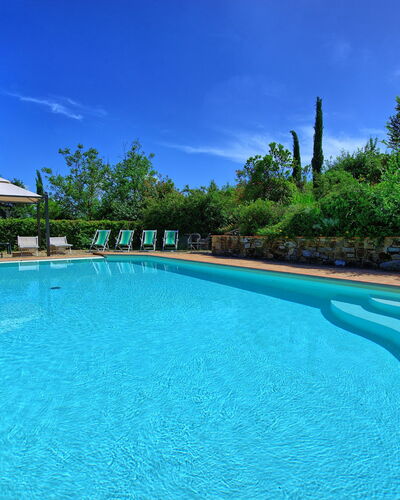 Casa Scopeti: Schwimmbad, Eigentum, Grundeigentum, Freizeit, Wasser, Resort, Urlaub, Baum, Estate, Ferienort