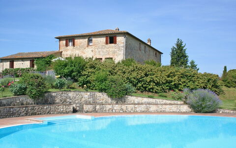 San Donnino: Eigentum, Schwimmbad, Haus, Gebäude, Grundeigentum, Zuhause, Villa, Wohngebiet, Estate, Freizeit