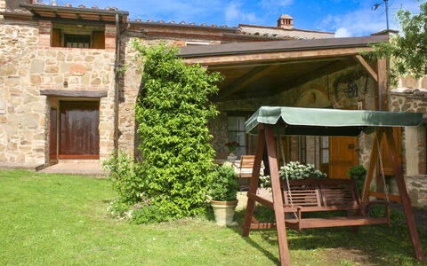 Country House Il Galleto: Haus, Strauch, Ländliches Gebiet, Hütte, Estate, Dorf, Bauernhaus, Garten, Landscaping