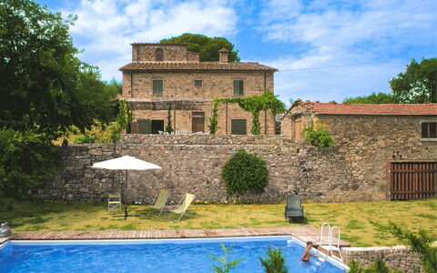 Casa Rossa: Schwimmbad, Estate, Garten, Hazienda, Villa, Bauernhaus, Landscaping, Villa, Garten, Resort