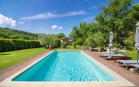 La Casa di Pino: Schwimmbad, Resort, Garten, Eco Hotel, Gartenmöbel, Thermae, Water Feature, Schatten, Estate, Landscaping