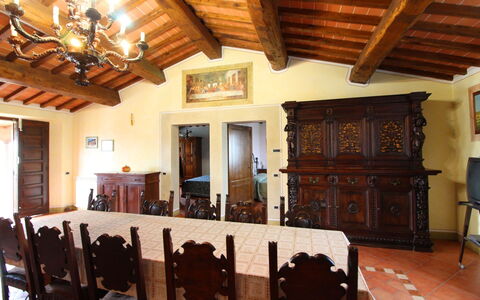 Casa Bella: Eigentum, Zimmer, Gebäude, Decke, Interior Design, Strahl, Möbel, Haus, Estate, Grundeigentum