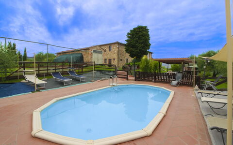 Casa Bella: Schwimmbad, Resort, Gartenmöbel, Verbundwerkstoff, Schatten, Eco Hotel, Hazienda, Thermae, Villa, Stuhl