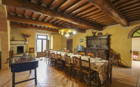 Casa Bella: Möbel, Wand, Tabelle, Interior Design, Holz, Flooring, Stuhl, Küche & Esszimmer Tisch, Decke, Esszimmer