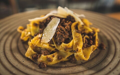 Poggio Falcone: Essen, Zutat, Produzieren, Gericht, Küche, Blühende Pflanze