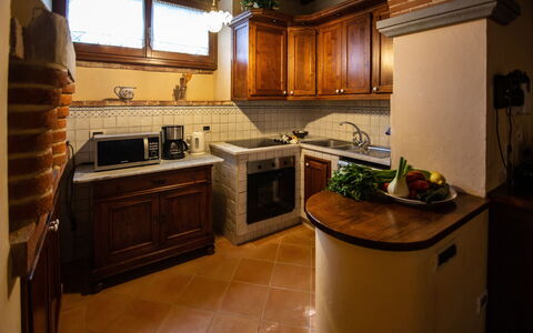 Villa degli Olivi: Countertop, Zimmer, Cabinetry, Eigentum, Küche, Möbel, Gebäude, Fussboden, Interior Design, Haus