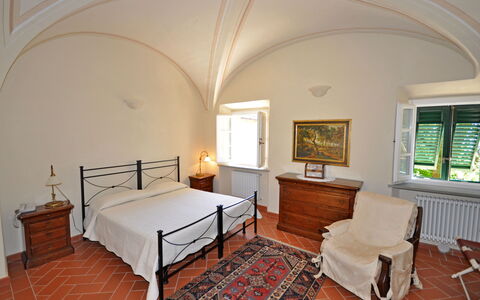 Dante: Zimmer, Eigentum, Möbel, Schlafzimmer, Gebäude, Bett, Interior Design, Decke, Die Architektur, Fussboden