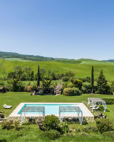 Villa Castiglione: Schwimmbad, Möbel, Resort, Eco Hotel, Garten, Gartenmöbel, Stuhl, Bauernhaus, Villa, Plantage