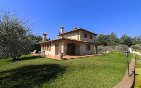 La Casetta nel Bosco: Estate, Bauernhaus, Garten, Landscaping, Hazienda, Rasen, Villa, Garten, Hinterhof, Villa