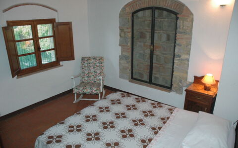 Appartamento Beatrice: Zimmer, Schlafzimmer, Eigentum, Möbel, Bett, Fussboden, Die Architektur, Gebäude, Interior Design, Bettdecke
