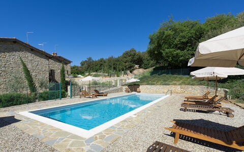 Villa Nova: Schwimmbad, Eigentum, Haus, Grundeigentum, Gebäude, Estate, Villa, Wohngebiet, Urlaub, Zuhause