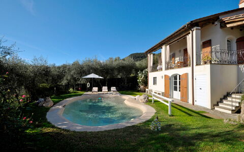 Casa Roberto: Schwimmbad, Haus, Zuhause, Wohngebiet, Estate, Bauernhaus, Resort, Hütte, Hazienda, Garten