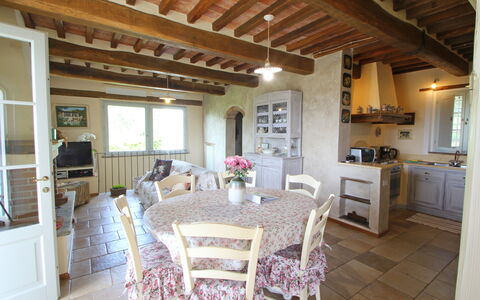 Casa Roberto: Möbel, Interior Design, Flooring, Holz, Stuhl, Küche, Fussboden, Tabelle, Küche & Esszimmer Tisch, Decke