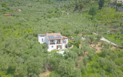 Casa Roberto: Haus, Vegetation, Ländliches Gebiet, Landschaft, Hochland, Zuhause, Bergstation, Grundstueck, Dorf, Pflanzengemeinschaft