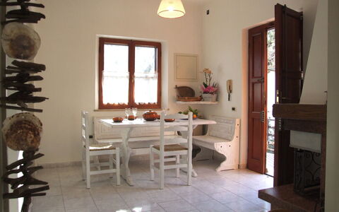 Villa Agrifogli: Zimmer, Eigentum, Möbel, Interior Design, Fussboden, Gebäude, Haus, Tabelle, Esszimmer, Die Architektur